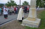 Kamenný kříž pod farou v Bělotíně od roku 2015